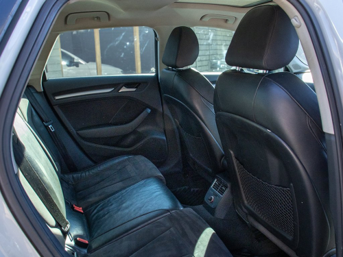 Audi A3 Sportback 1.8T FSI SE Stronic in Namibia