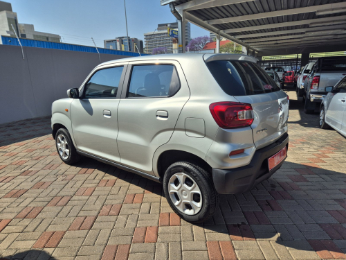 Suzuki S-Presso 1.0 GL+ AMT in Namibia