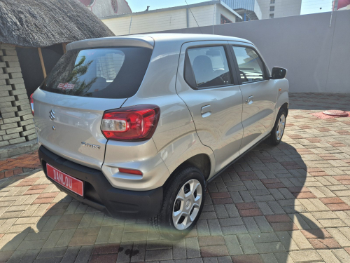 Suzuki S-Presso 1.0 GL+ AMT in Namibia