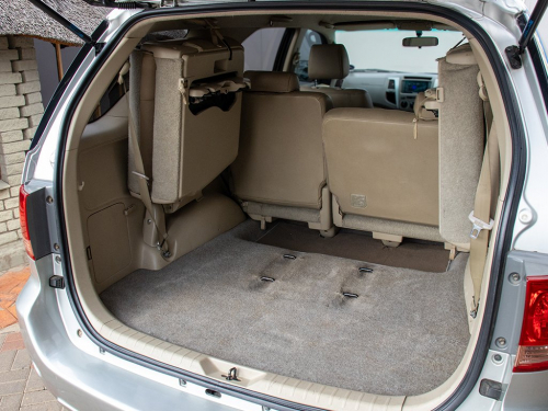 Toyota Fortuner 3.0 D-4D R/B 4X2 in Namibia