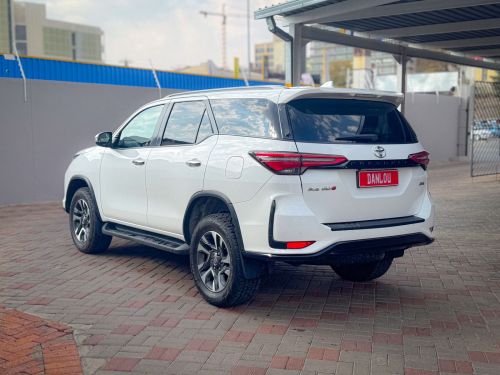 Toyota Fortuner 2.4 GD-6 4X4 A/T in Namibia