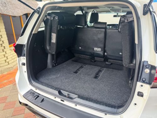 Toyota Fortuner 2.4 GD-6 4X4 A/T in Namibia