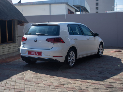 Volkswagen Golf 7 1.4 TSI Comfortline DSG in Namibia