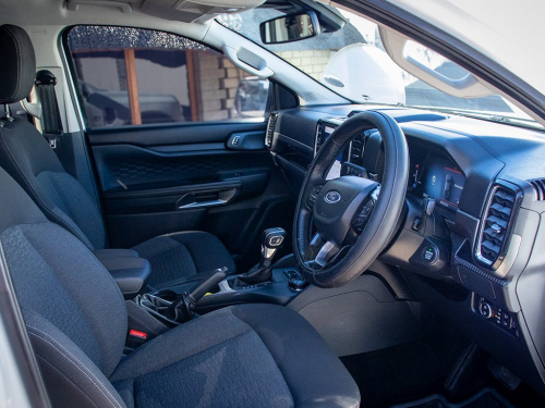 Ford Ranger 2.0D XLT 4X4 A/T D/C P/U in Namibia