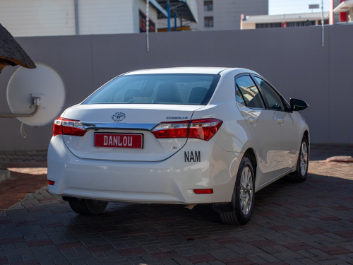 Toyota Corolla 1.6 Prestige CVT in Namibia
