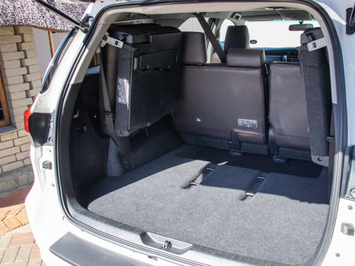 Toyota Fortuner 2.4 GD-6 4X4 A/T in Namibia