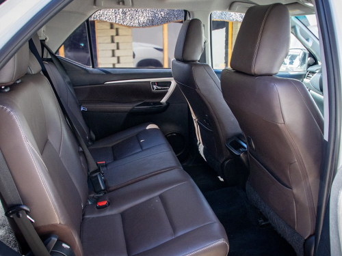 Toyota Fortuner 2.4 GD-6 4X4 A/T in Namibia