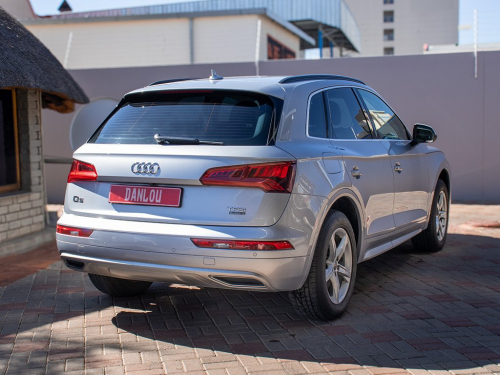 Audi Q5 2.0 TFSi S-Tronic Quattro Sport (45 TFSi) in Namibia