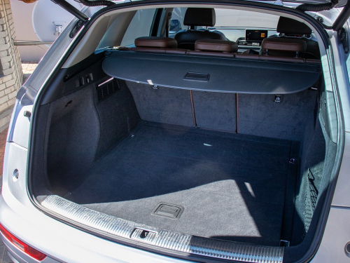 Audi Q5 2.0 TFSi S-Tronic Quattro Sport (45 TFSi) in Namibia