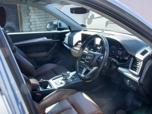 Audi Q5 2.0 TFSi S-Tronic Quattro Sport (45 TFSi) in Namibia