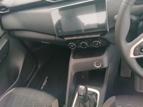 Nissan Magnite 1.0 Acenta AMT in Namibia