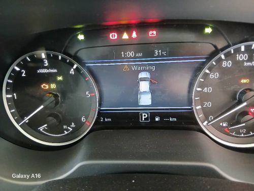 Nissan Navara 2.5d LE Plus A/T 4x4 D/C in Namibia