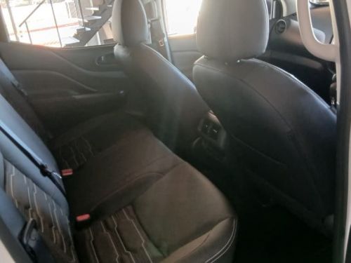 Nissan Navara Pro-4x 2.5d 4x4 A/T D/C in Namibia