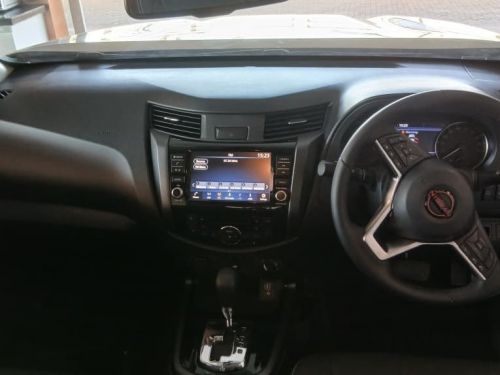 Nissan Navara Pro-4x 2.5d 4x4 A/T D/C in Namibia