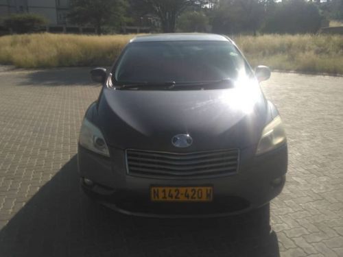 Toyota Mark X Zio 7 seater in Namibia